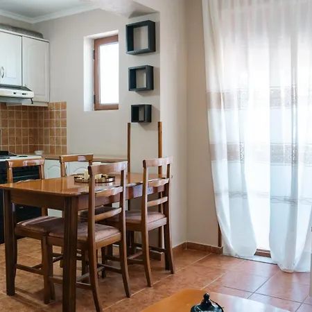 Apartamento Castel Easy Parking Nearby *