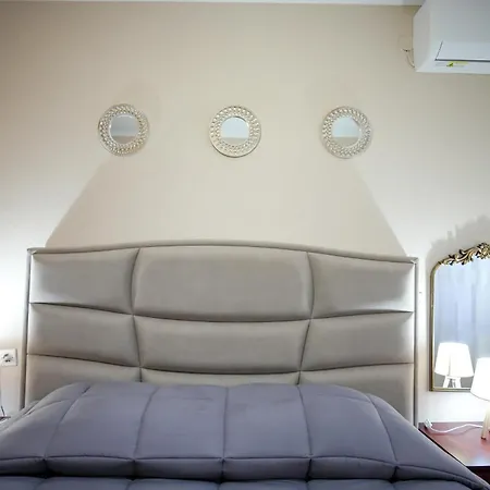 Castel &cozy & Easy Parking *