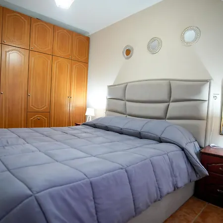 Castel &cozy & Easy Parking Apartment