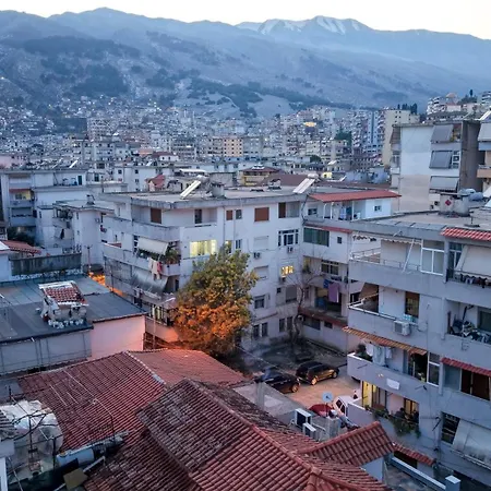 Apartment Castel &cozy & Easy Parking Gjirokaster