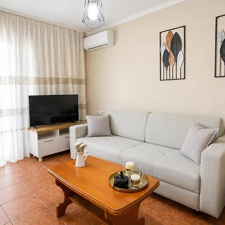 Διαμέρισμα Castel &cozy & Easy Parking Αργυρόκαστρο