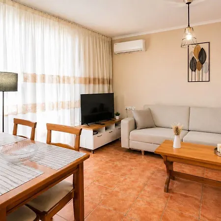 Apartment Castel &cozy & Easy Parking Gjirokaster