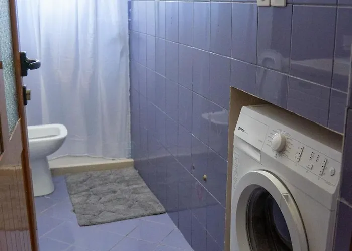 Castel Apartment Easy Parking Nearby