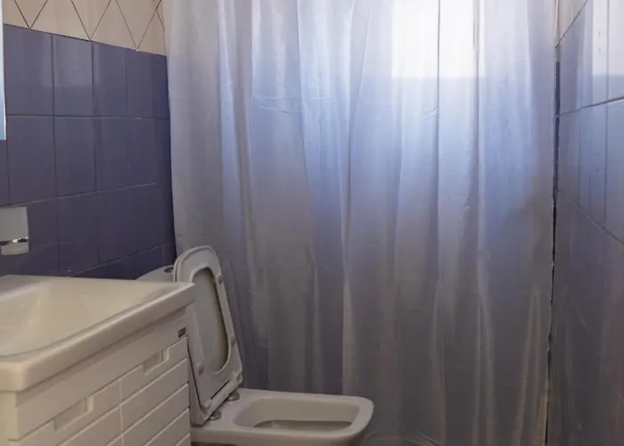 Apartamento Castel Easy Parking Nearby Gjirokastër